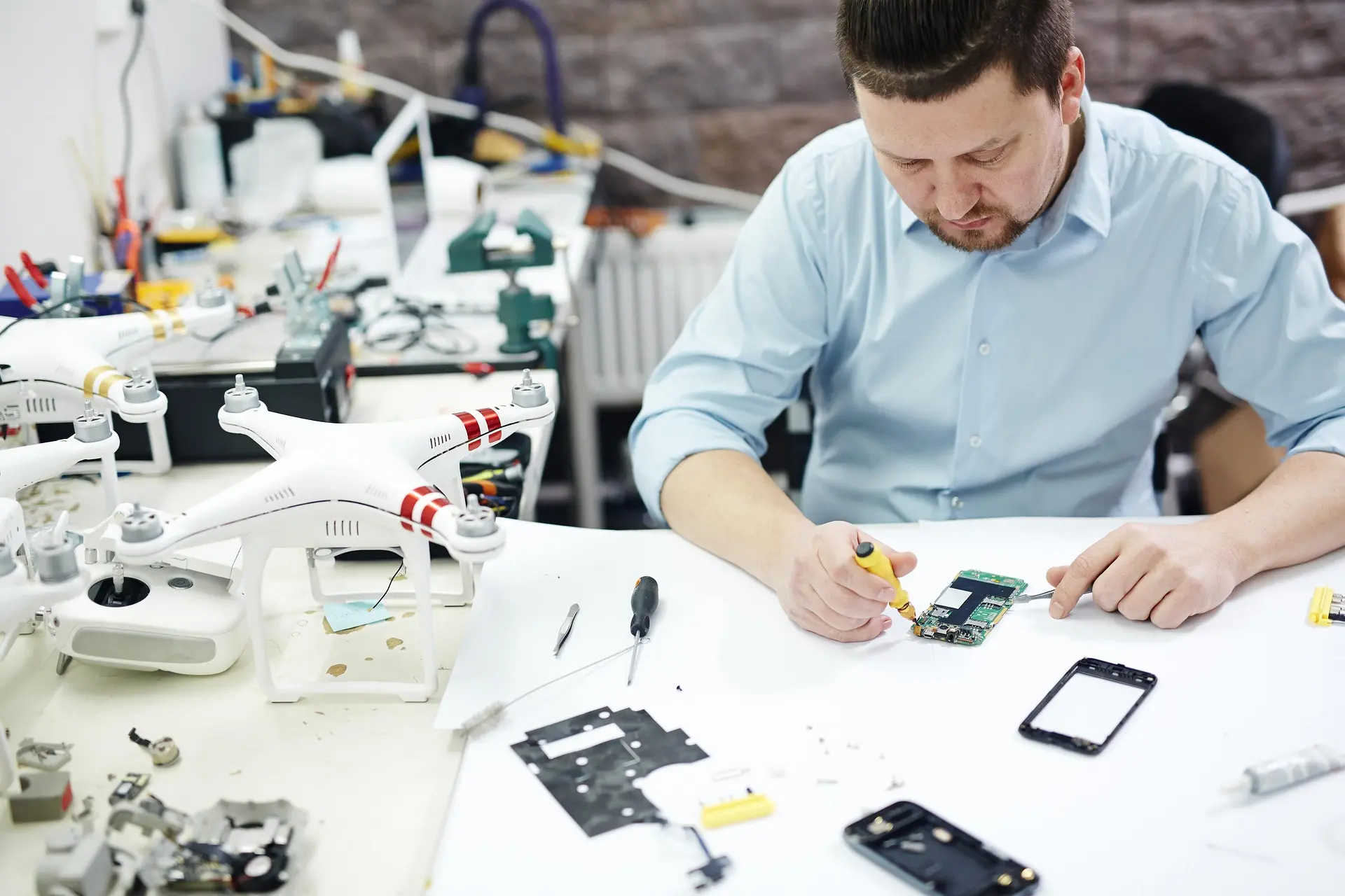 Mobile Phone Technician - Repair and Servicing